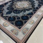 طرح چکاوک سرمه ای فرش 700 شانه تراکم 2550 ساده هشت رنگ