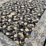 فرش افشان تماشا سرمه ای 700 شانه تراکم 2550 ساده هشت رنگ