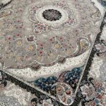 فرش سوگند فیلی 700 شانه تراکم 2550 ساده هشت رنگ