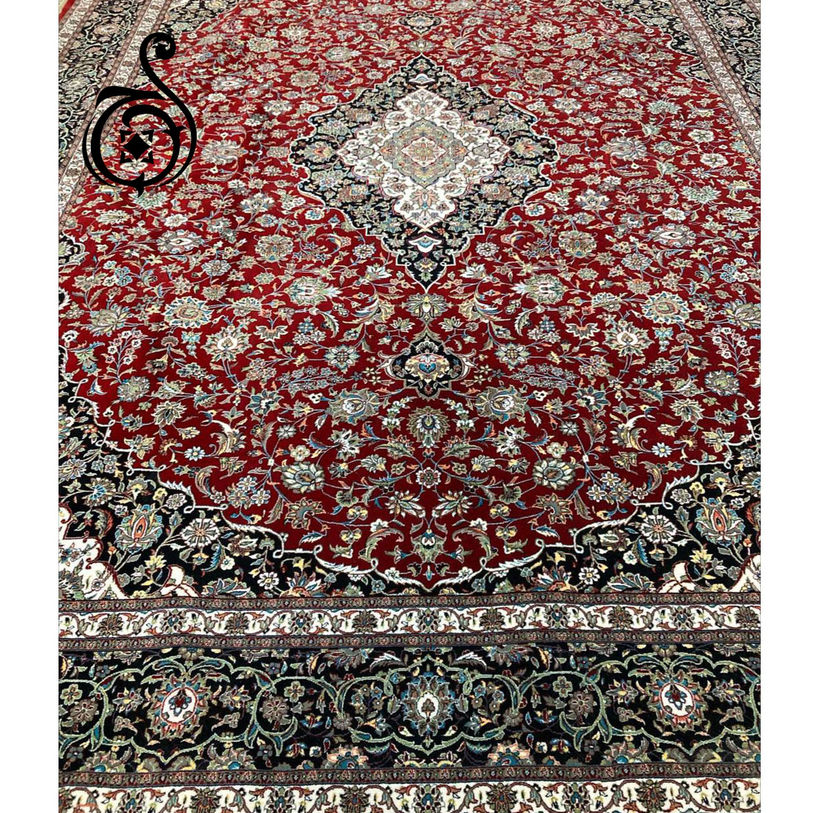 Carpet, 700 comb density, 2550, simple Kashan lacquer design, nine colors
