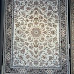 فرش بهشت کرم حاشیه سرمه ای ۱۲۰۰ شانه تراکم ۳۶۰۰ برجسته پالت تبریز