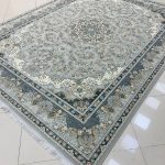 فرش ماشینی ۱۲۰۰ شانه طرح مه گل سیلور بدون برجستگی